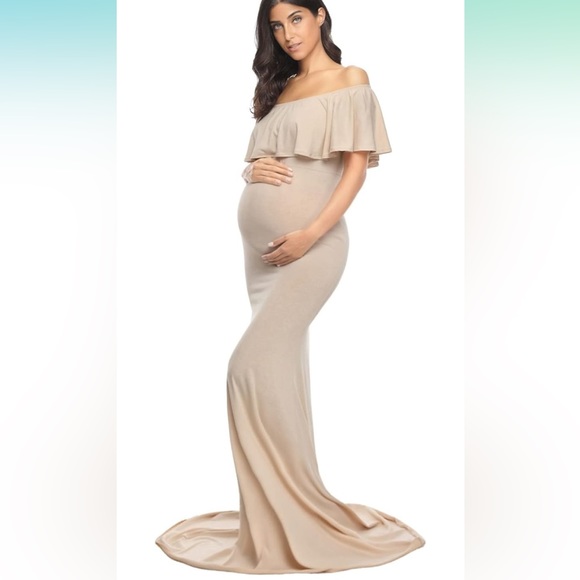 Off the shoulder maternity dress - Picture 3 of 3